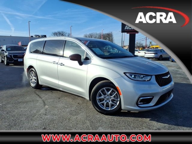 2024 Chrysler Pacifica Touring L